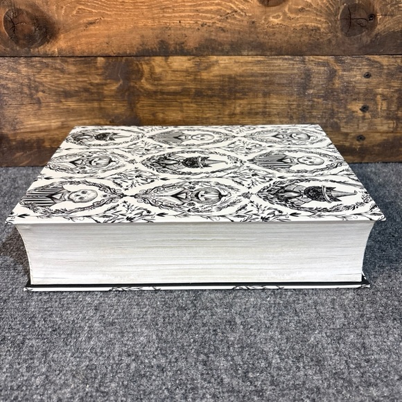 Punch Studio Decorative Nesting Book Box Halloween Skull Cat Pumpkin 8x11 - Picture 4 of 11